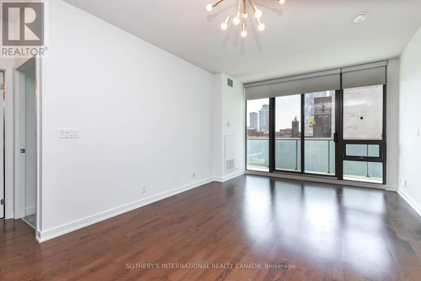 609 - 33 Lombard Street, Toronto, Ontario  M5C 3H8 - Photo 4 - C12311679