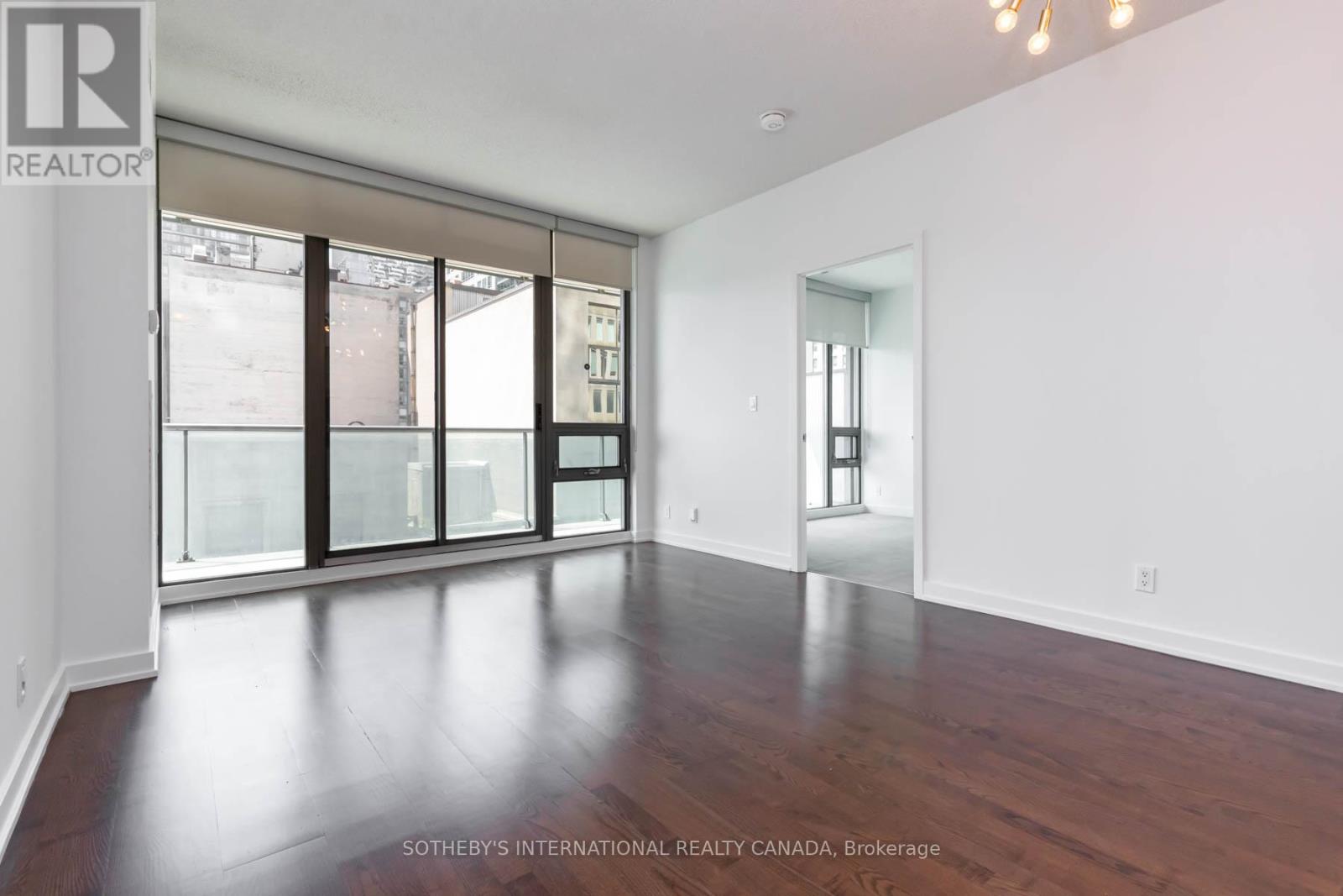 609 - 33 Lombard Street, Toronto, Ontario  M5C 3H8 - Photo 6 - C12311679