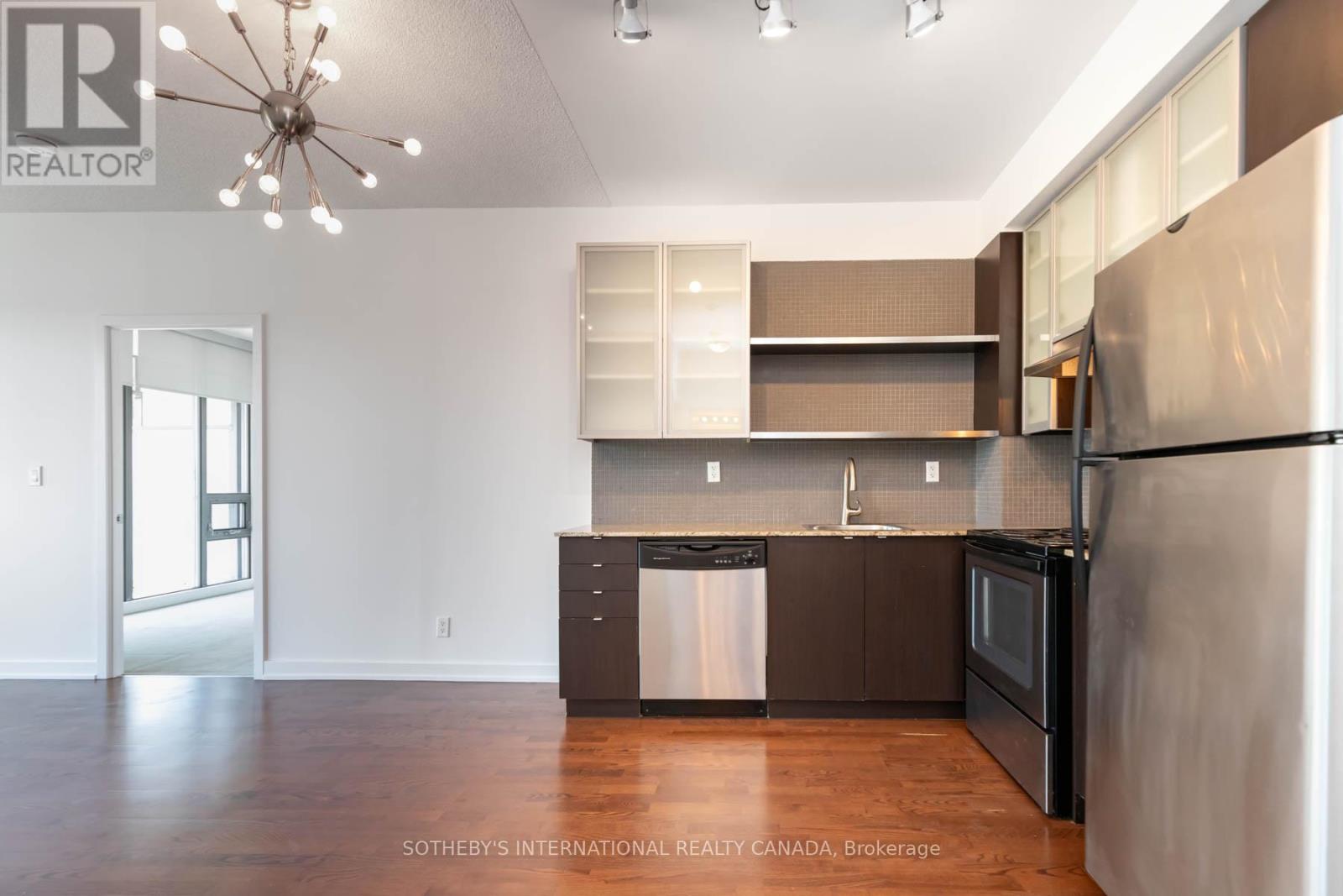 609 - 33 Lombard Street, Toronto, Ontario  M5C 3H8 - Photo 9 - C12311679