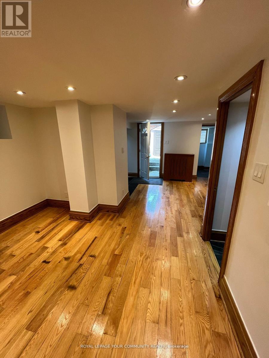 Rear - 181 St Clair Avenue E, Toronto, Ontario  M4T 1N9 - Photo 6 - C12311767