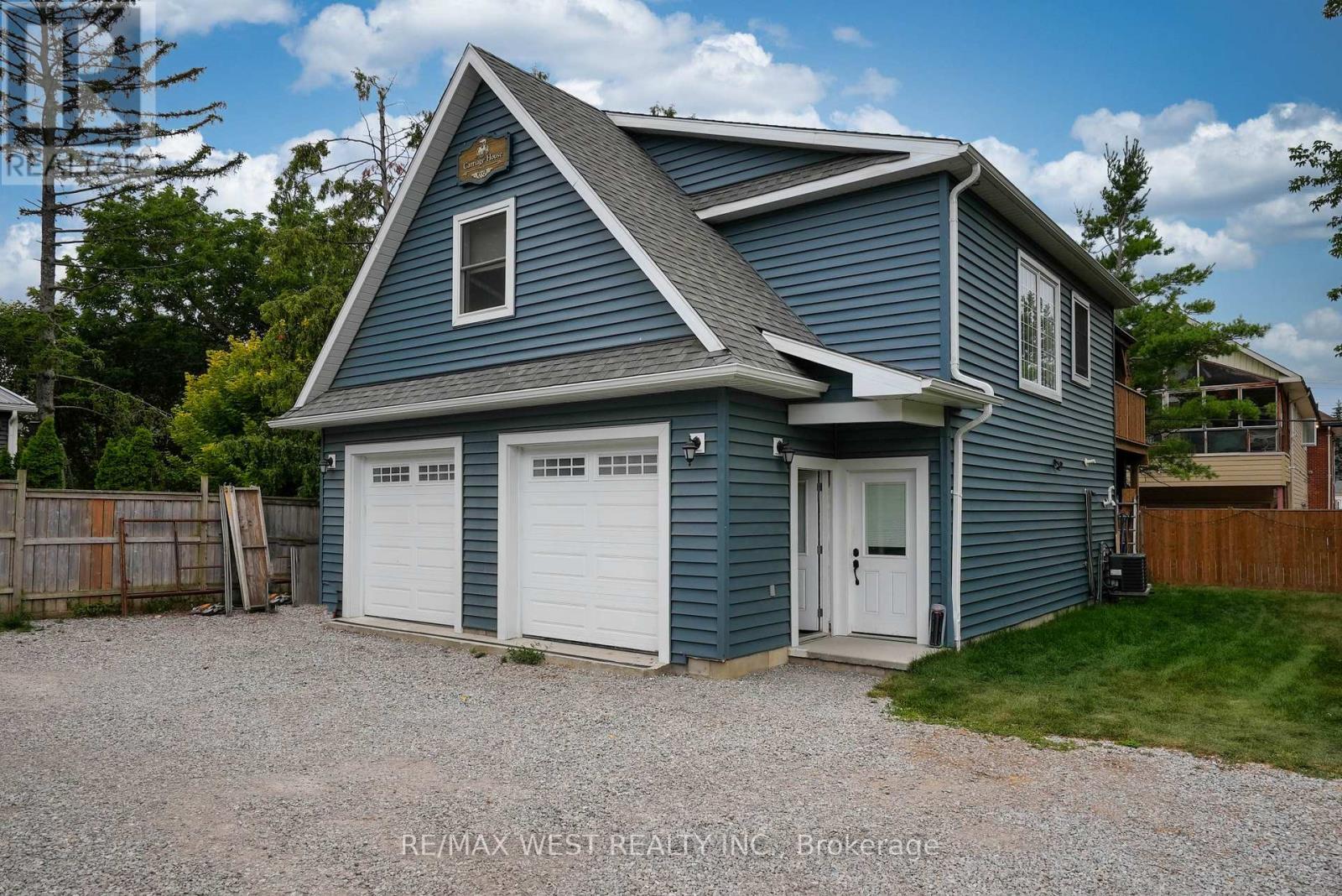 26 Granville Street, Barrie (Allandale), Ontario  L4N 3J9 - Photo 11 - S12311760