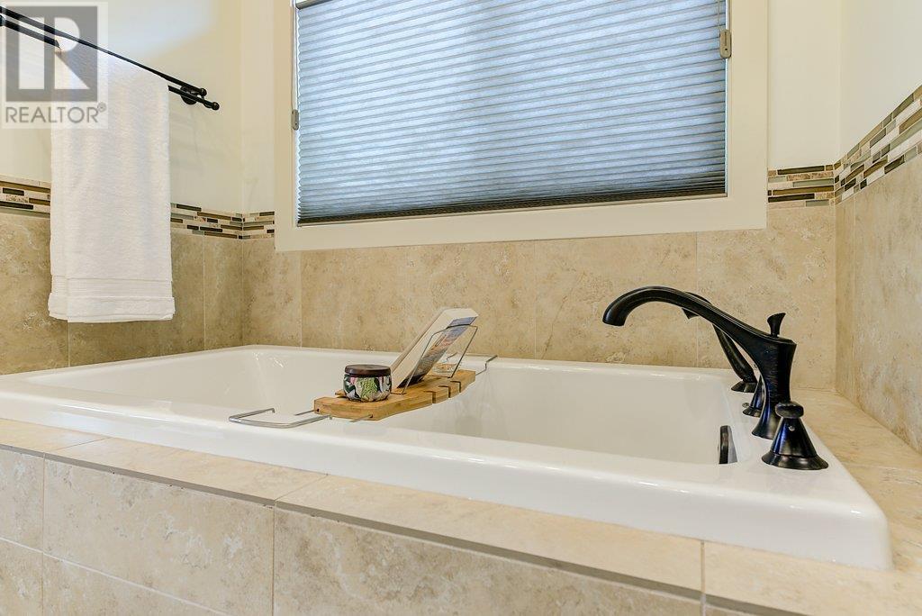 425 Audubon Court, Kelowna, British Columbia  V1W 5K3 - Photo 33 - 10357253