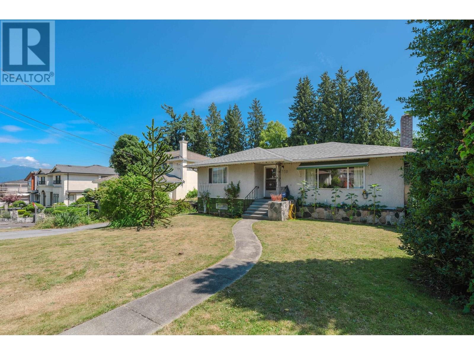 6338 Selma Avenue, Burnaby, British Columbia  V5H 3R2 - Photo 9 - R3030955