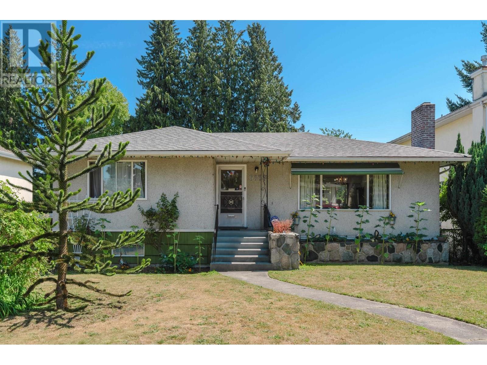 6338 Selma Avenue, Burnaby, British Columbia  V5H 3R2 - Photo 8 - R3030955
