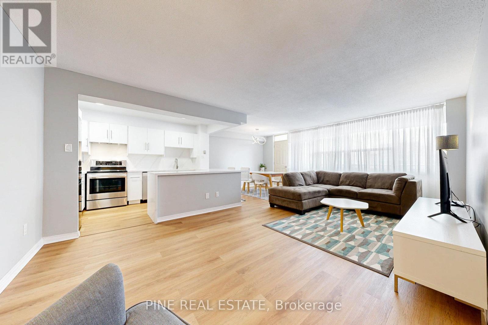2307 - 155 MARLEE AVENUE, Toronto, Ontario