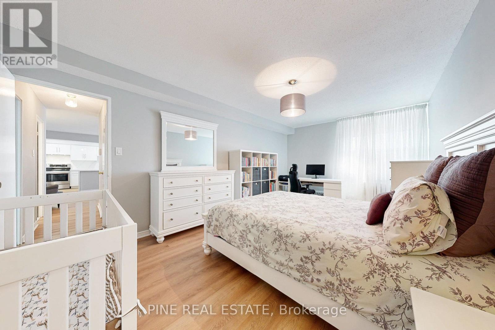 2307 - 155 Marlee Avenue, Toronto, Ontario  M6B 4B5 - Photo 18 - W12311666