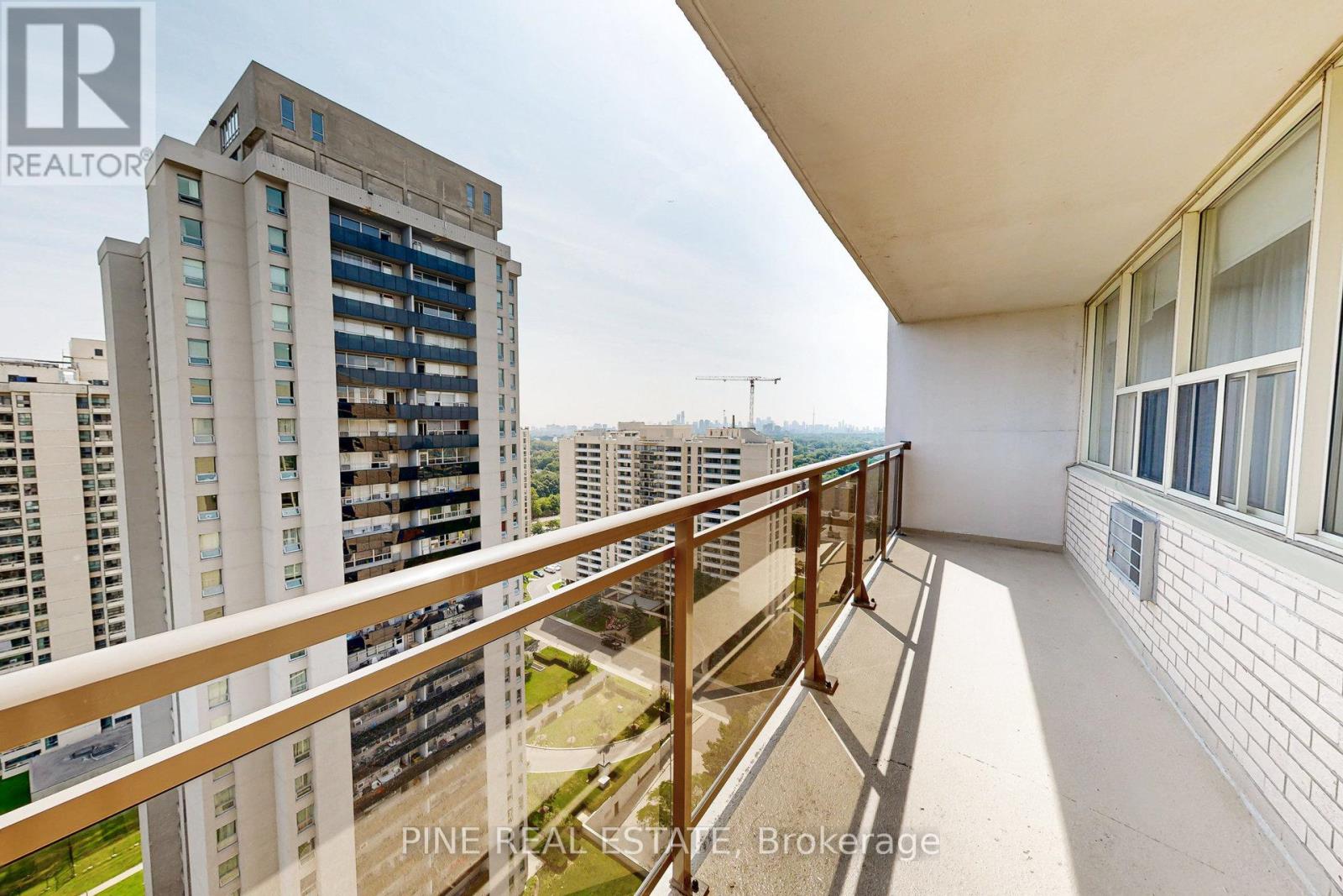 2307 - 155 Marlee Avenue, Toronto, Ontario  M6B 4B5 - Photo 25 - W12311666