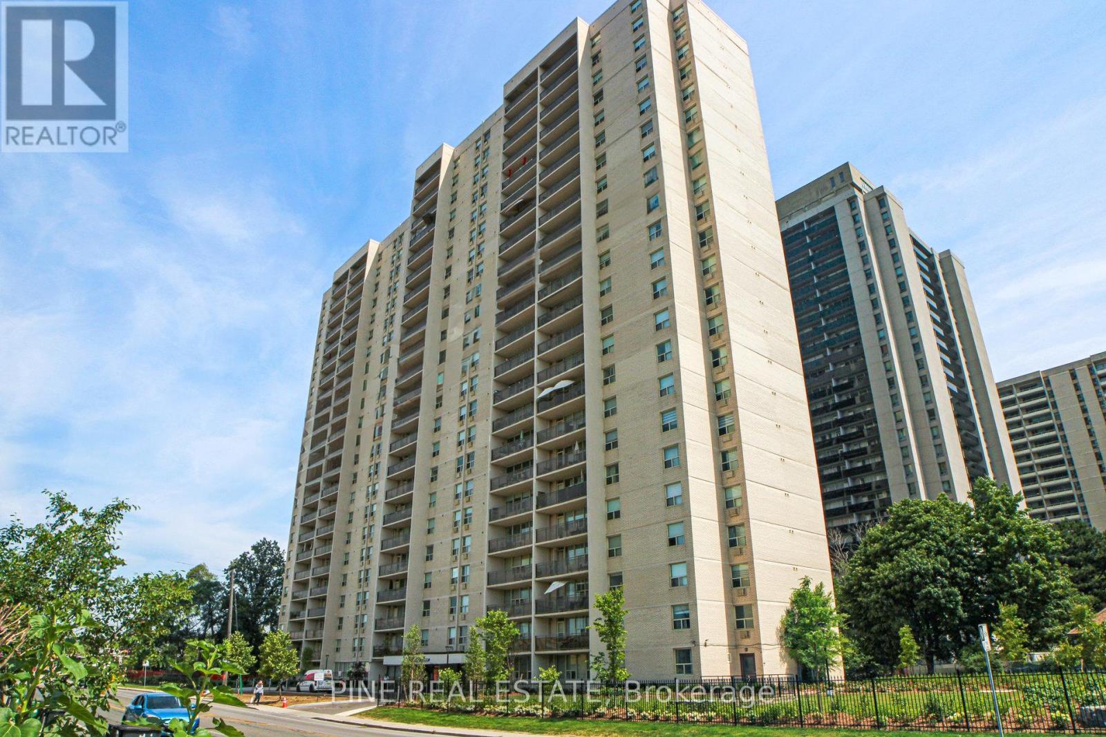 2307 - 155 Marlee Avenue, Toronto, Ontario  M6B 4B5 - Photo 29 - W12311666