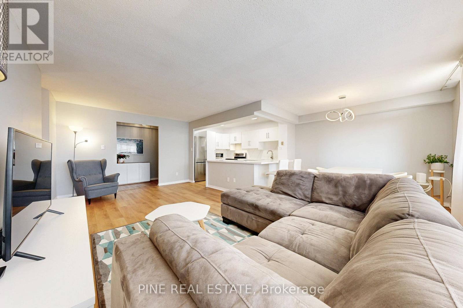 2307 - 155 Marlee Avenue, Toronto, Ontario  M6B 4B5 - Photo 9 - W12311666