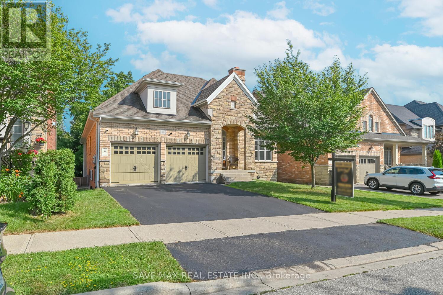 Property at 11 HAYWOOD DRIVE image 1