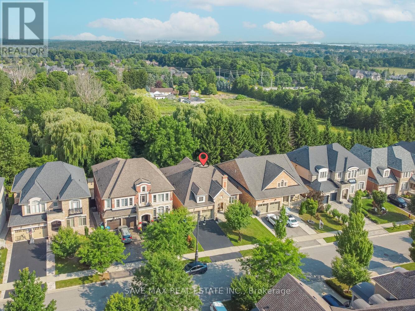 Property at 11 HAYWOOD DRIVE image 4