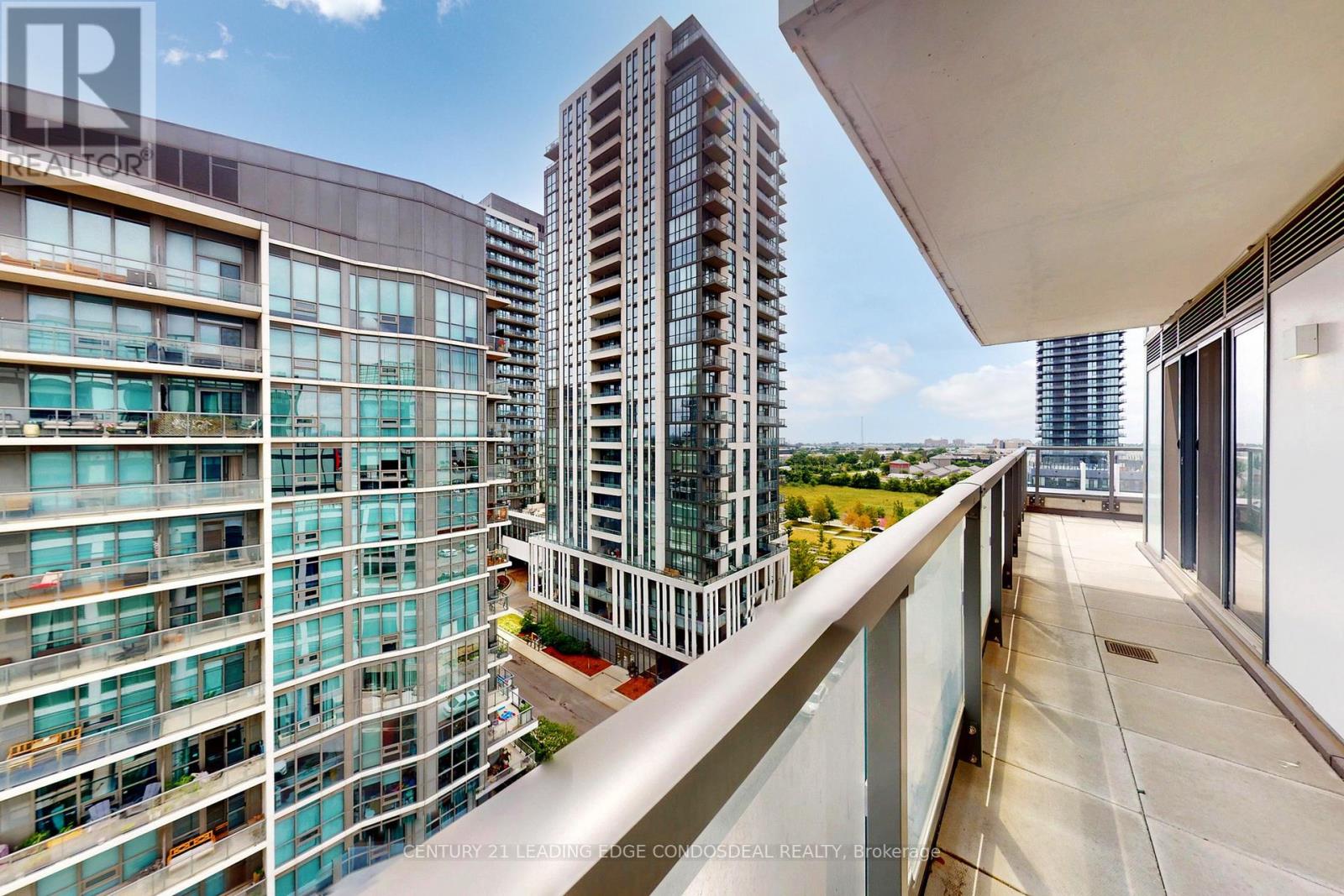 907 - 1195 The Queensway Street, Toronto, Ontario  M8Z 0H1 - Photo 2 - W12311691