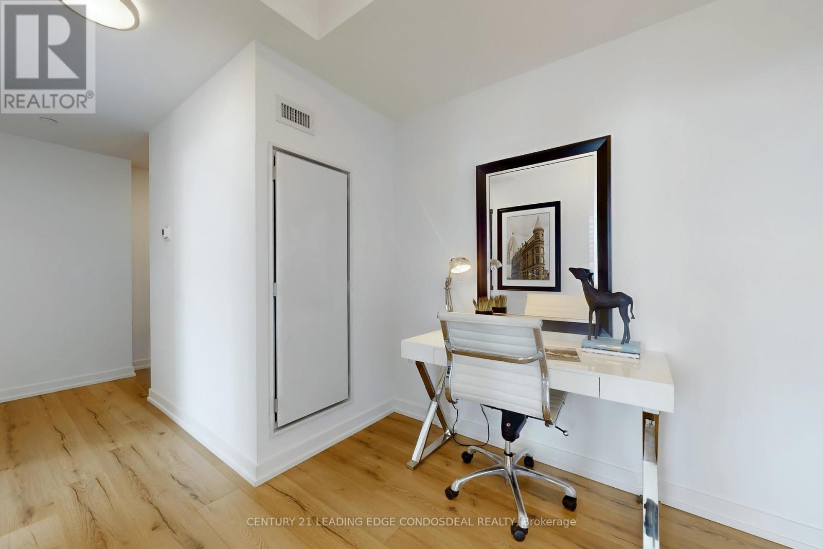 907 - 1195 The Queensway Street, Toronto, Ontario  M8Z 0H1 - Photo 32 - W12311691