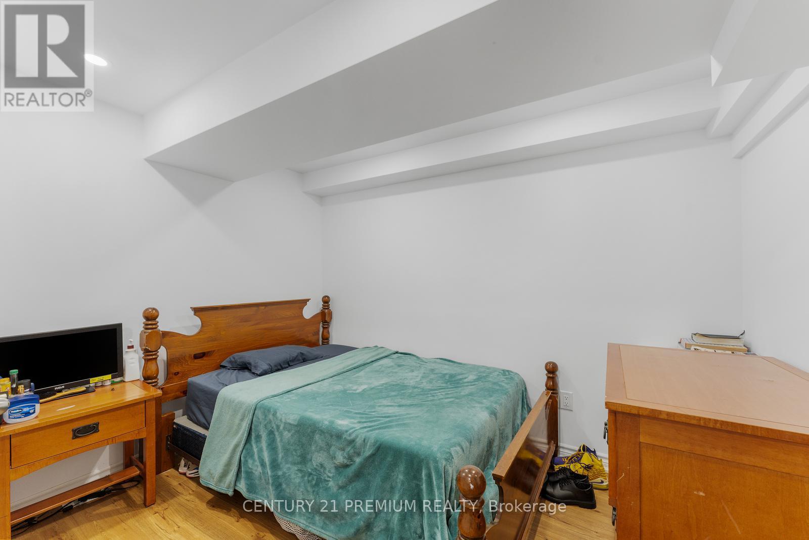 98 Albright Road, Brampton (Fletcher's Creek Village), Ontario  L6X 5E6 - Photo 32 - W12311696