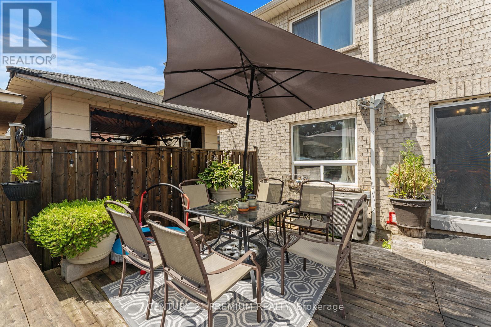 98 Albright Road, Brampton (Fletcher's Creek Village), Ontario  L6X 5E6 - Photo 34 - W12311696