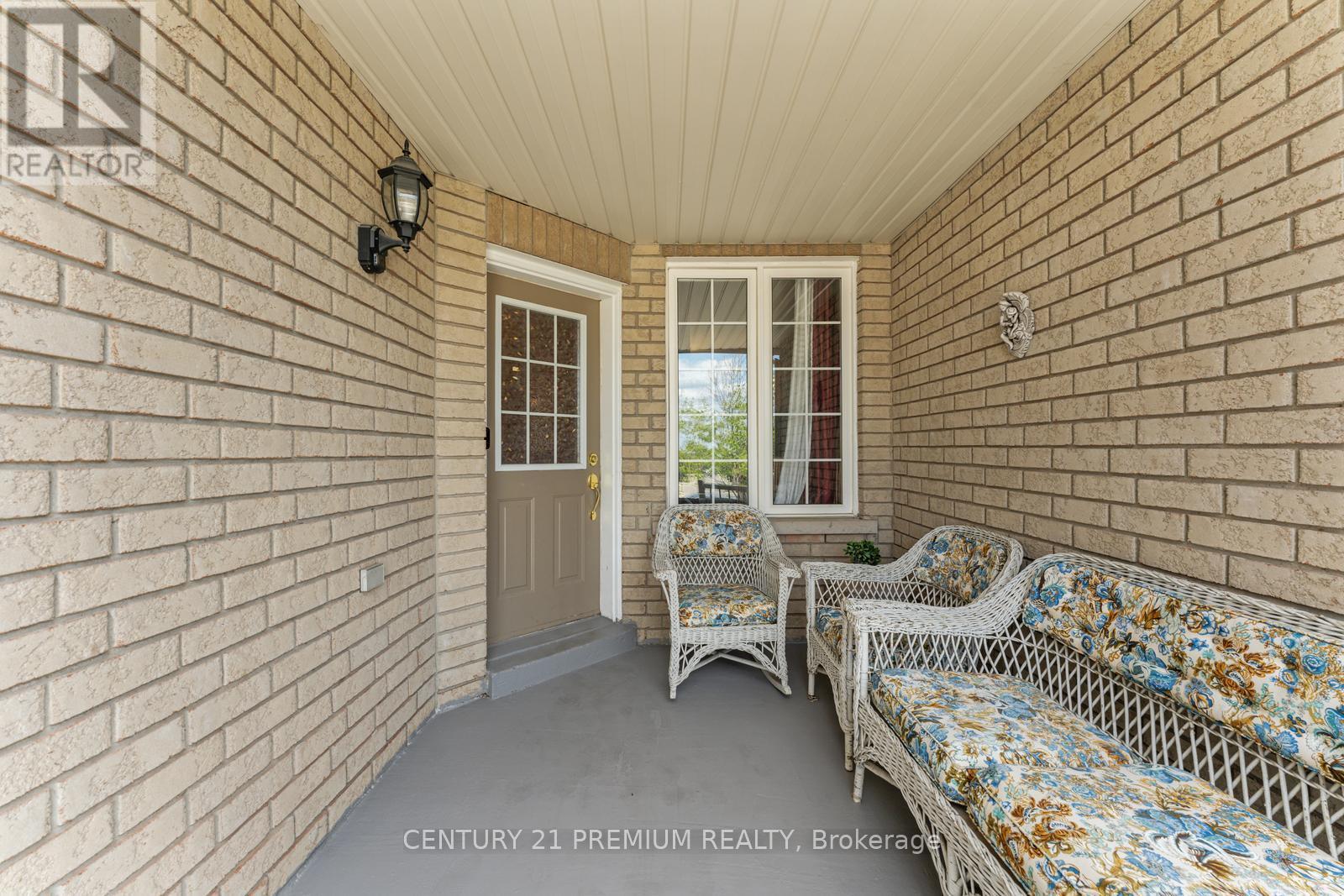 98 Albright Road, Brampton (Fletcher's Creek Village), Ontario  L6X 5E6 - Photo 4 - W12311696
