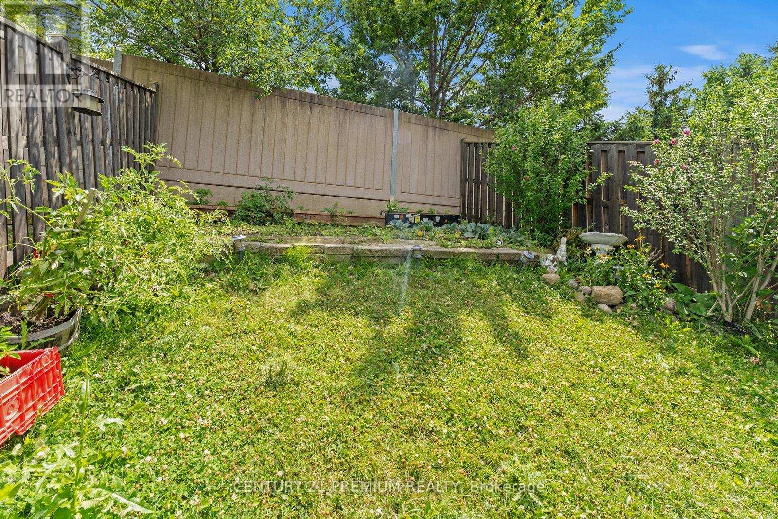 98 Albright Road, Brampton (Fletcher's Creek Village), Ontario  L6X 5E6 - Photo 41 - W12311696