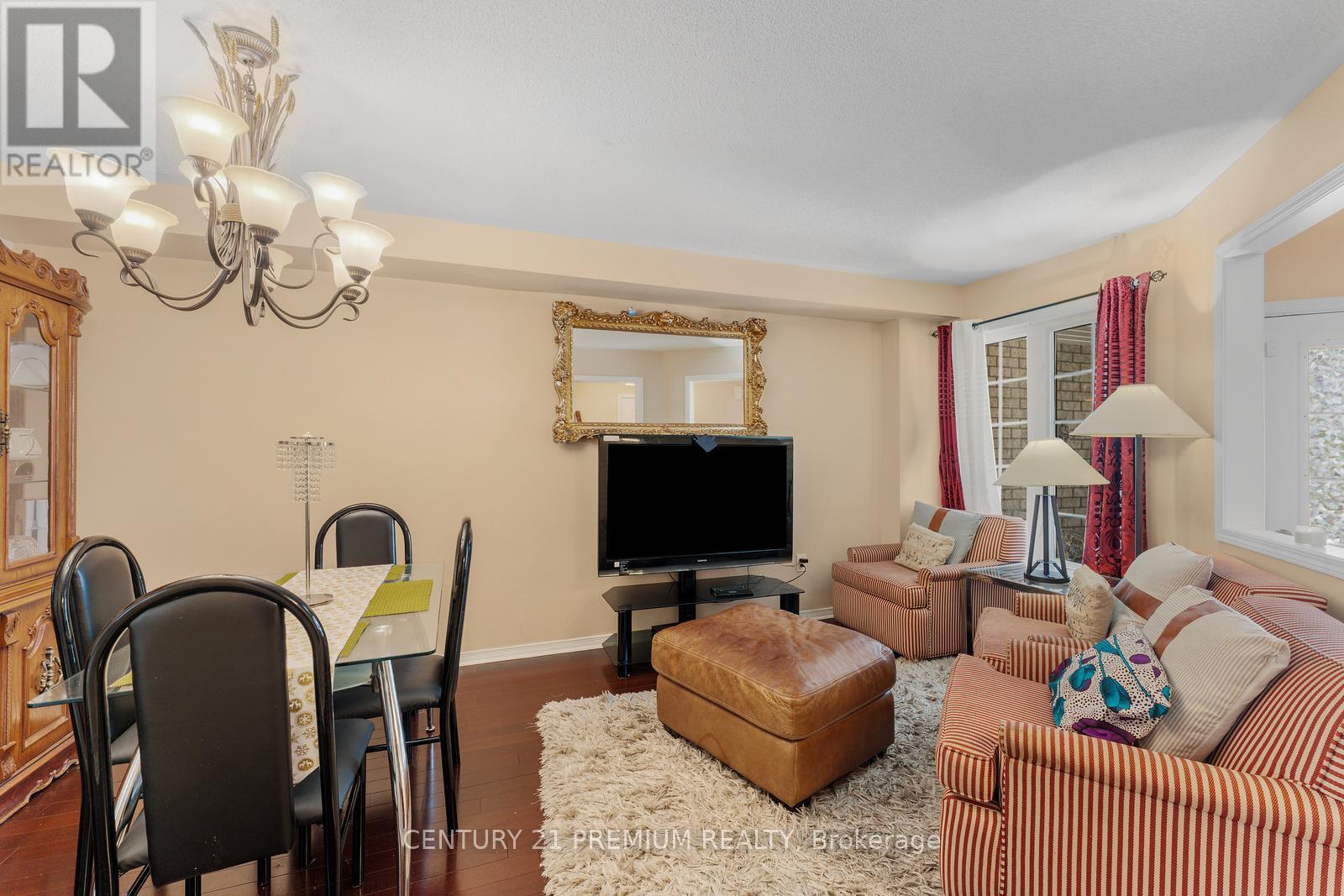 98 Albright Road, Brampton (Fletcher's Creek Village), Ontario  L6X 5E6 - Photo 8 - W12311696