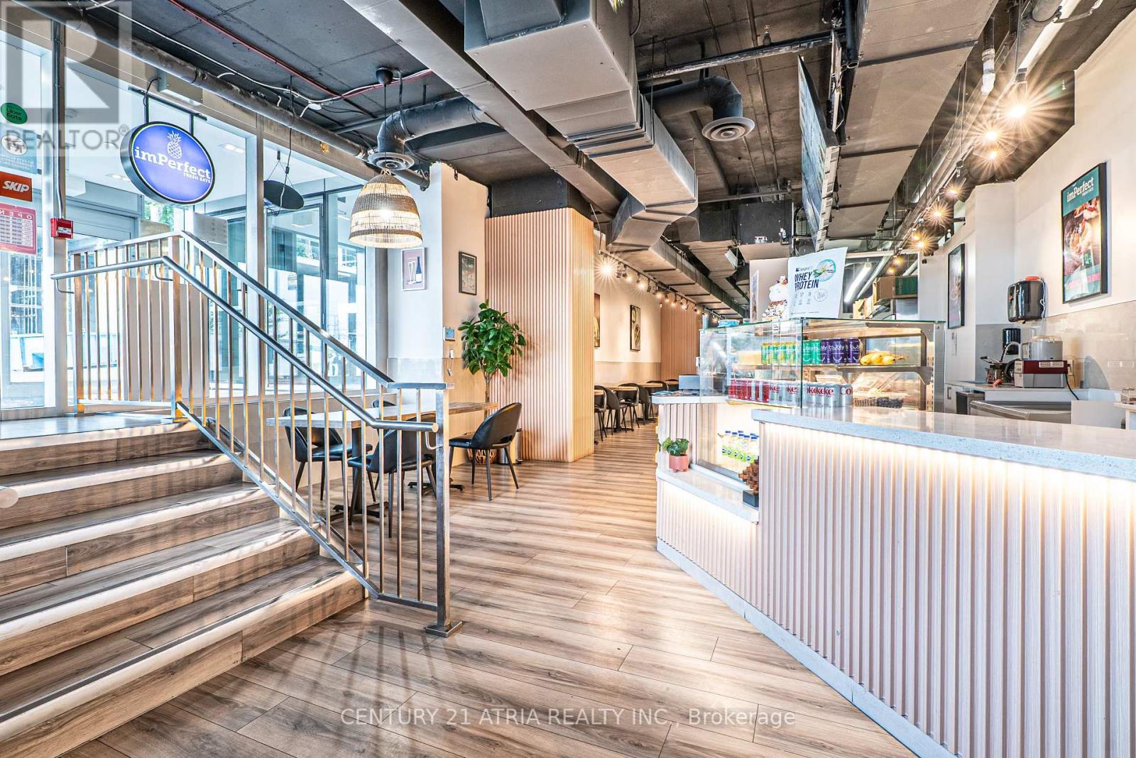 3 - 5245 Dundas Street W, Toronto, Ontario  M9B 0E5 - Photo 10 - W12311752