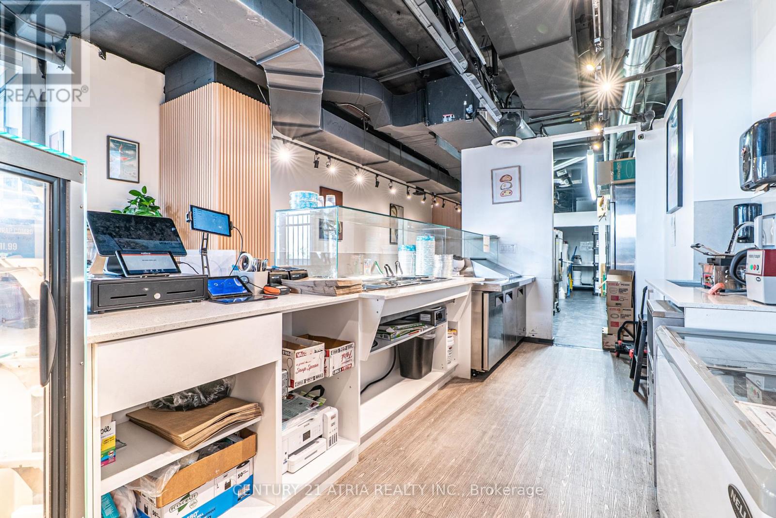 3 - 5245 Dundas Street W, Toronto, Ontario  M9B 0E5 - Photo 17 - W12311752