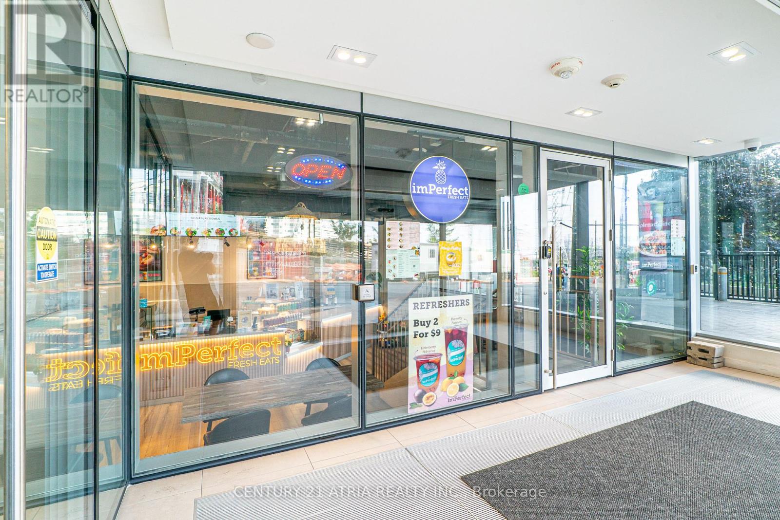 3 - 5245 Dundas Street W, Toronto, Ontario  M9B 0E5 - Photo 4 - W12311752