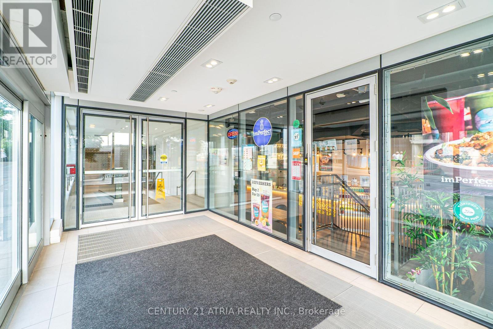 3 - 5245 Dundas Street W, Toronto, Ontario  M9B 0E5 - Photo 5 - W12311752