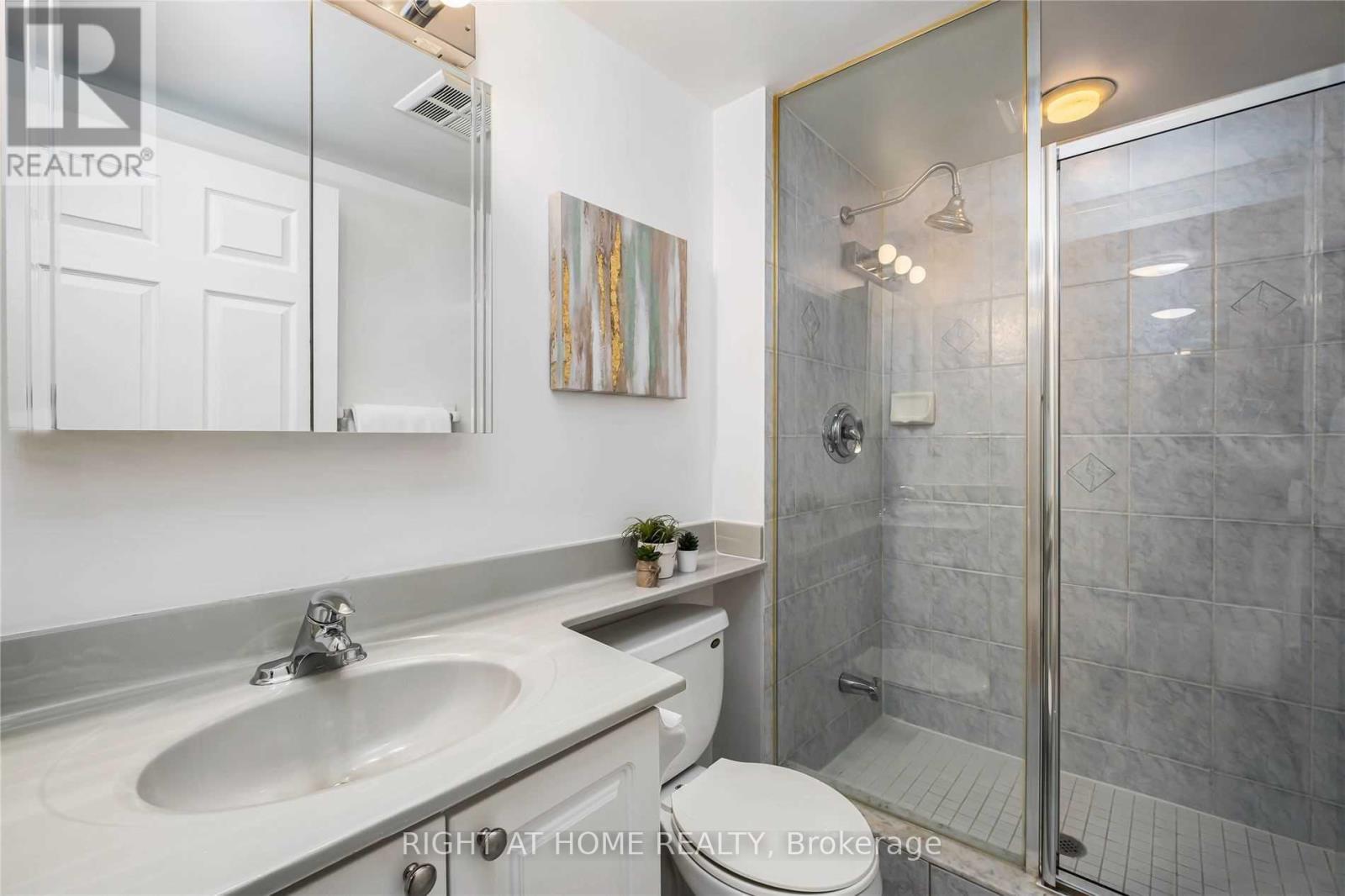 603 - 11 Michael Power Place, Toronto, Ontario  M9A 5G3 - Photo 20 - W12311766