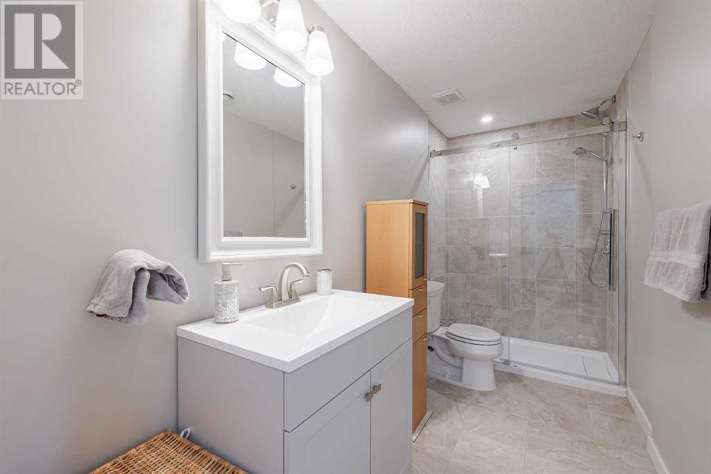 53 Sundown Grove, Cochrane, Alberta  T4C 0H8 - Photo 40 - A2207452