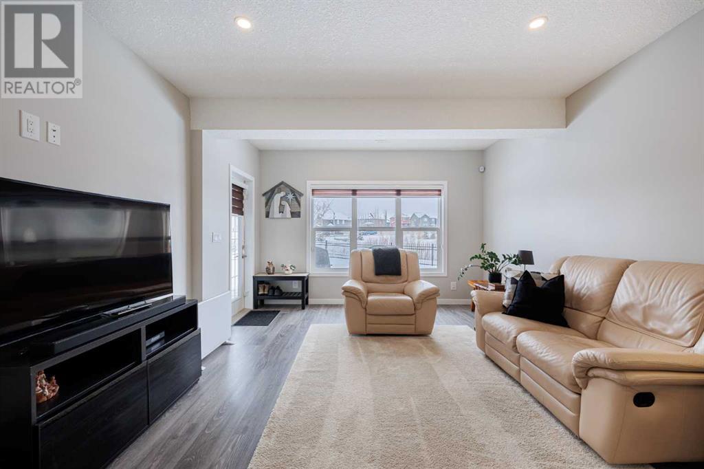53 Sundown Grove, Cochrane, Alberta  T4C 0H8 - Photo 37 - A2207452