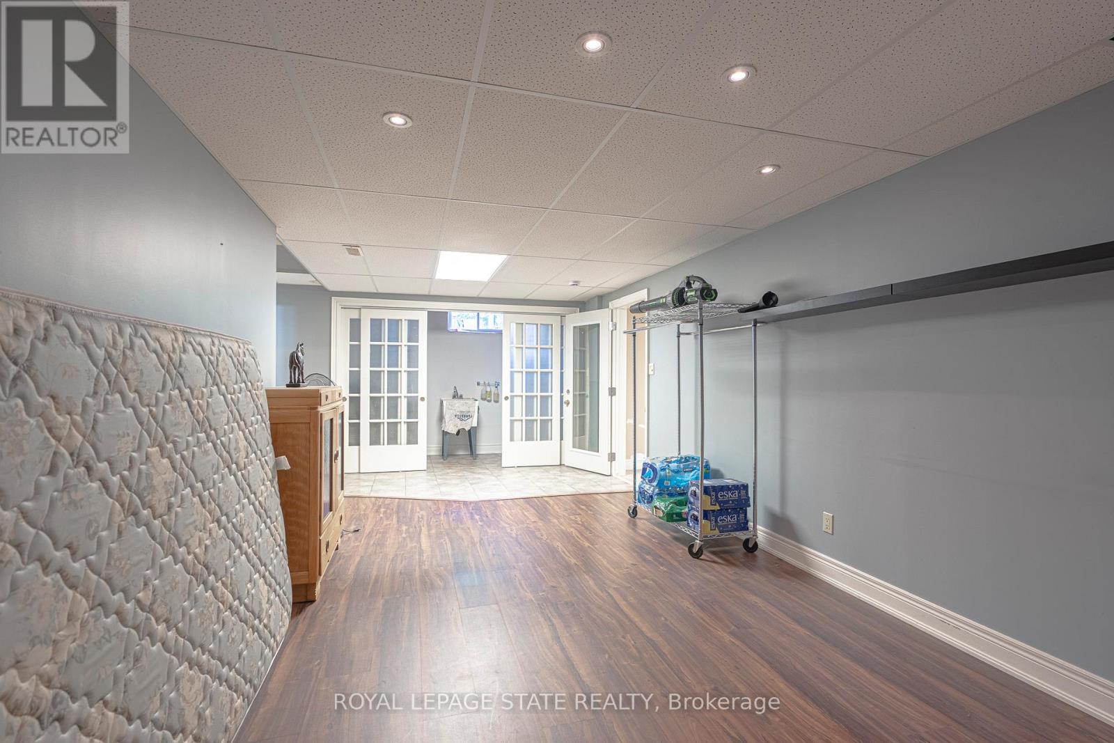 198 Gray Road, Hamilton, Ontario  L8E 1T7 - Photo 33 - X12311753
