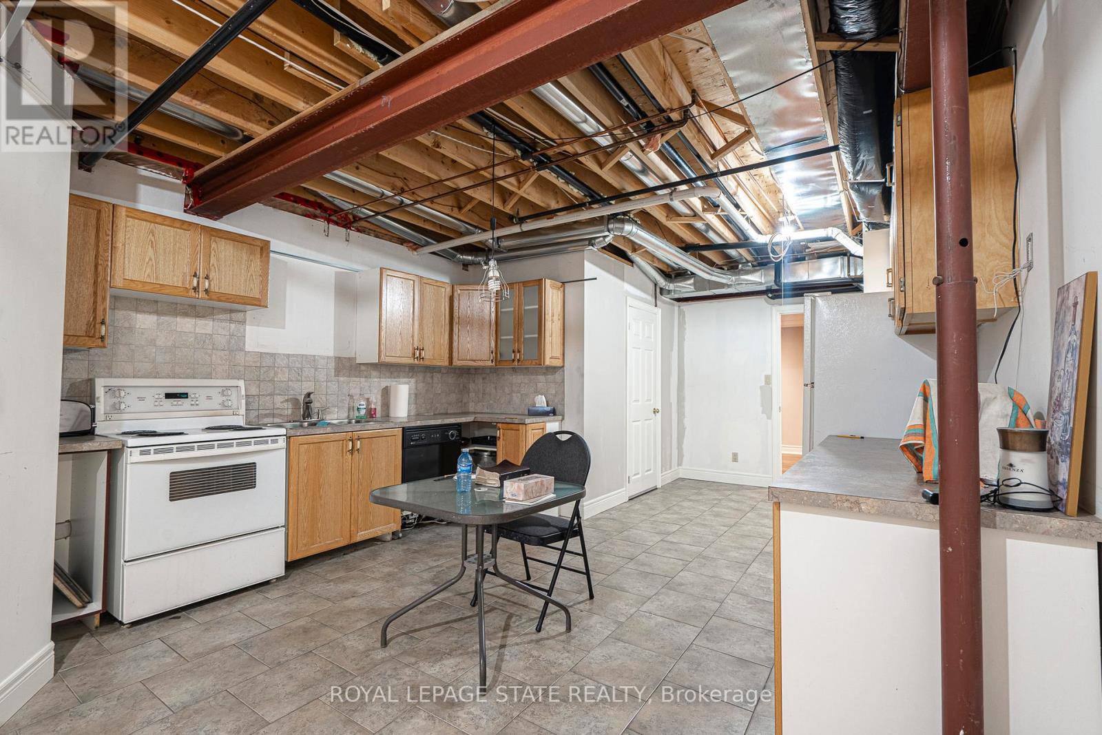 198 Gray Road, Hamilton, Ontario  L8E 1T7 - Photo 38 - X12311753