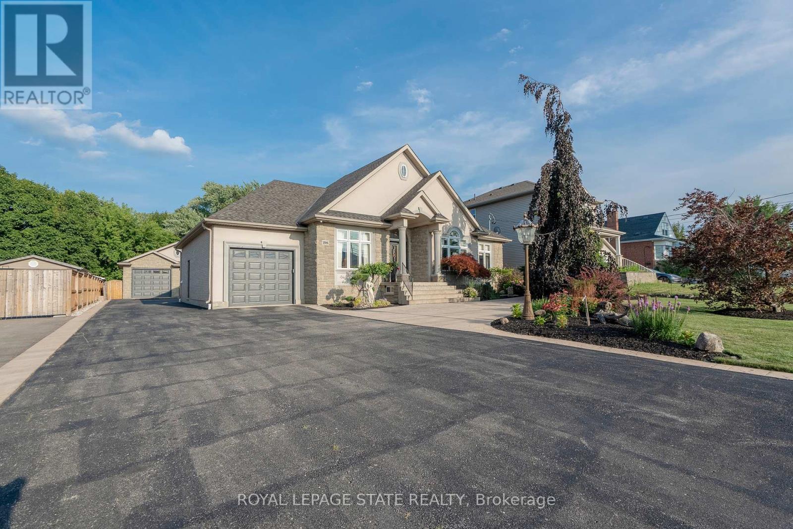198 Gray Road, Hamilton, Ontario  L8E 1T7 - Photo 45 - X12311753