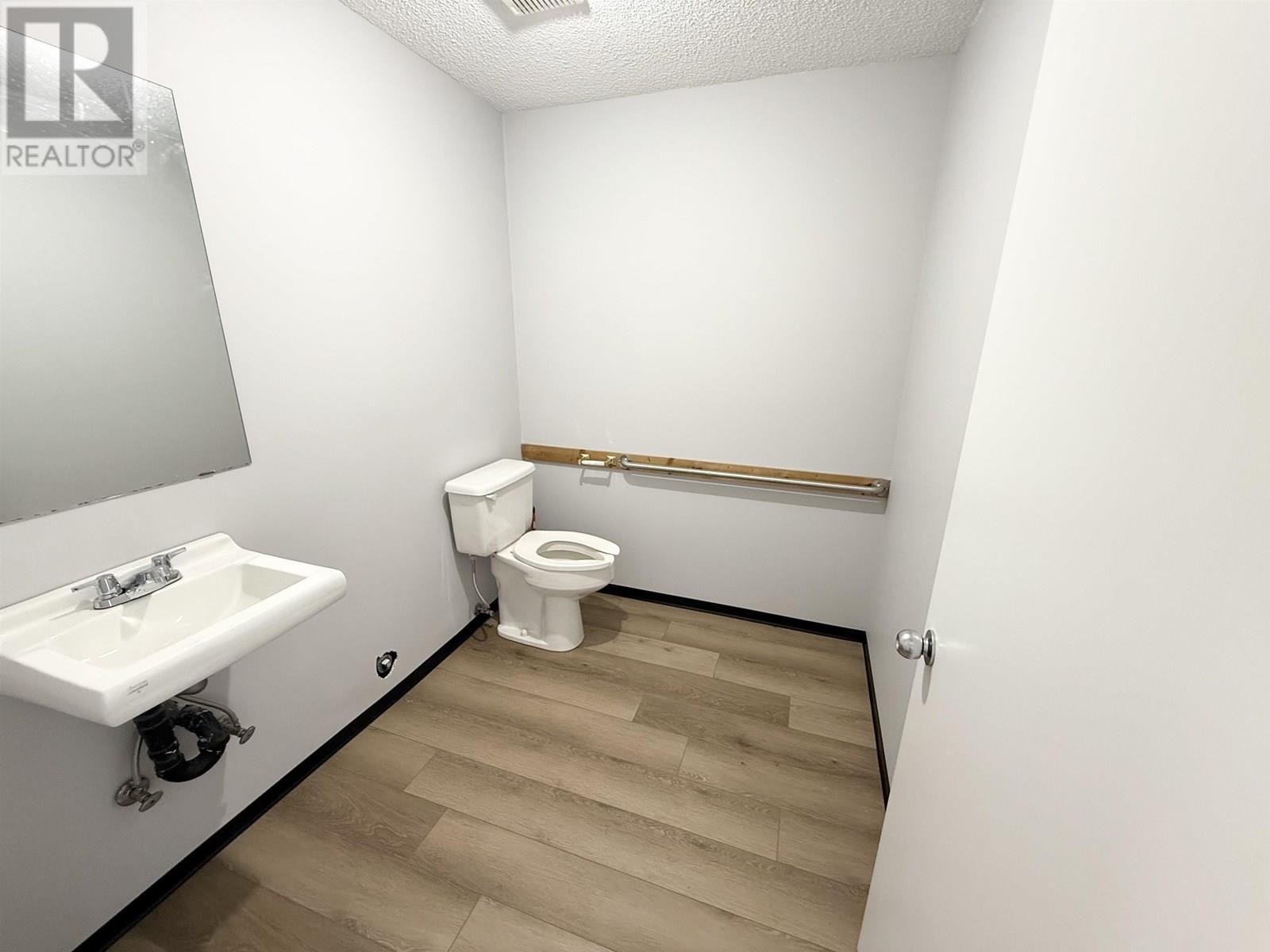 104 4833 Byrne Road, Burnaby, British Columbia  V5J 3H6 - Photo 7 - C8071088