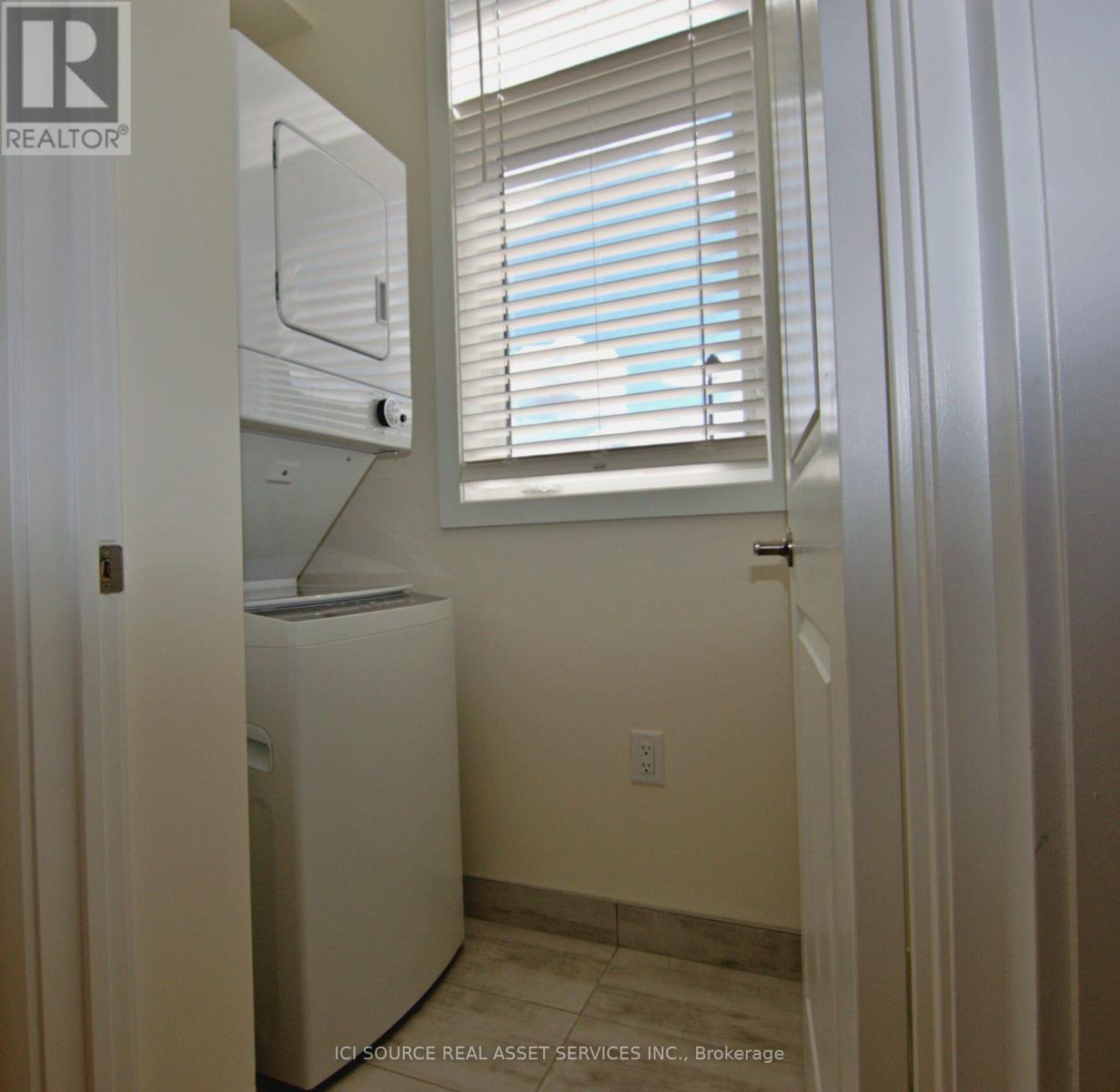 702 - 1695 Dersan Street, Pickering, Ontario  L1X 0H8 - Photo 15 - E12311711