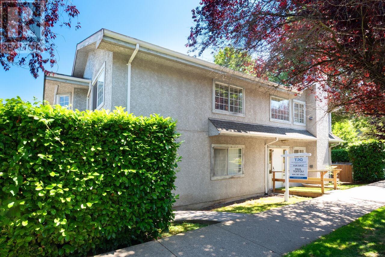 3494 LAUREL STREET, Vancouver, British Columbia