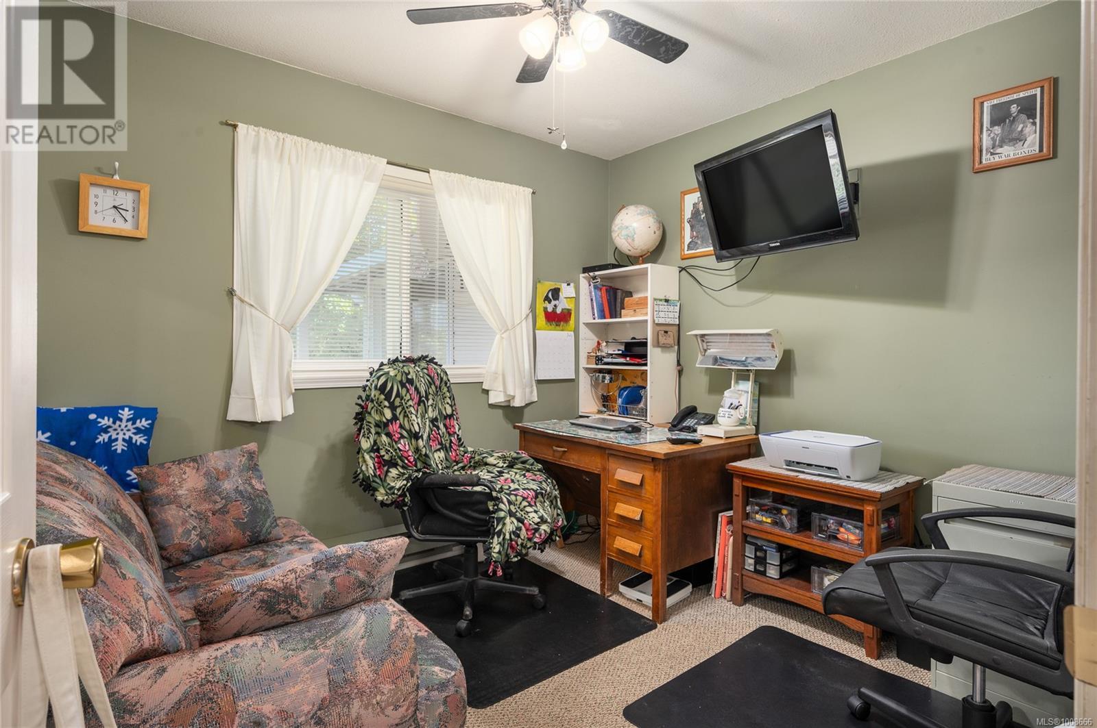 Property at 1774 Extension Rd image 3