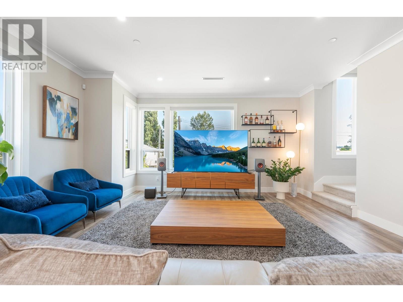 Property at 108 JARDINE STREET image 4
