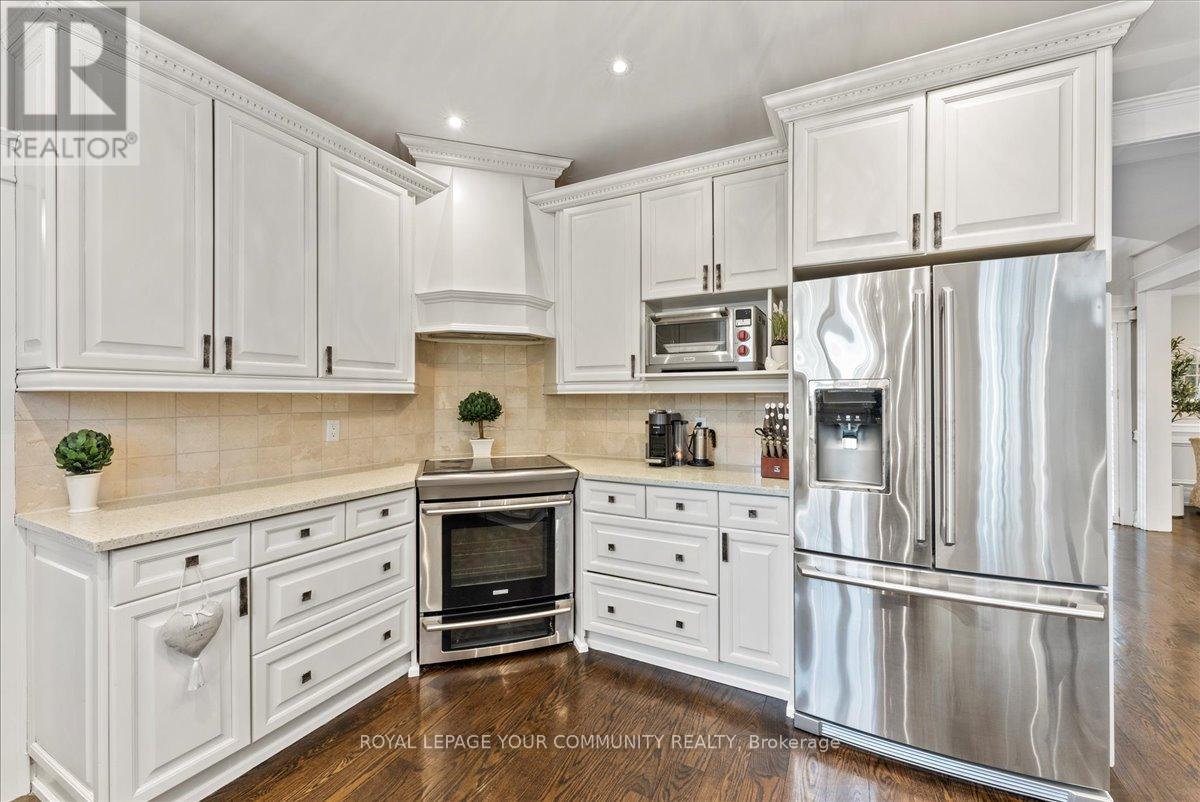 234 Main Street Unionville Street, Markham, Ontario  L3R 2H2 - Photo 15 - N12311789