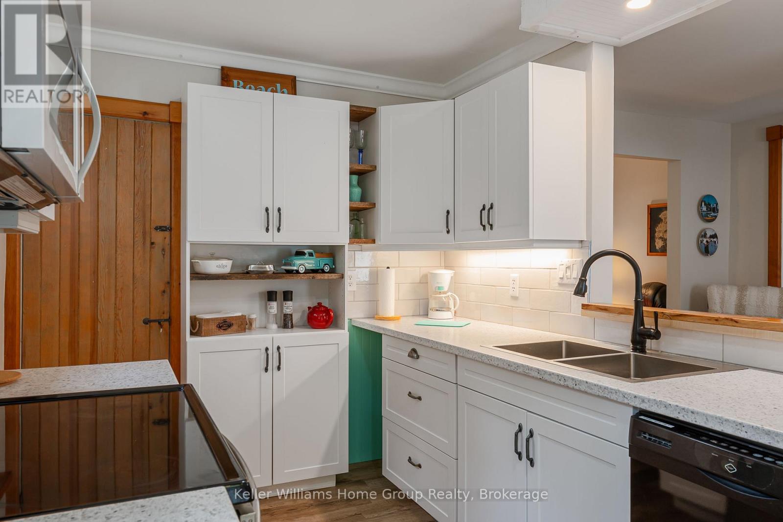 891 Mcdonald Avenue, Kincardine, Ontario  N2Z 1A5 - Photo 11 - X12258839