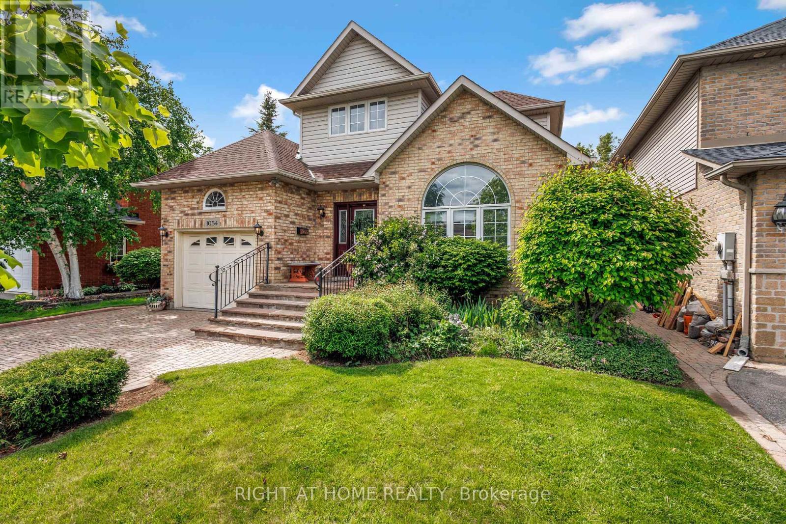 Property at 1054 AUGUSTUS DRIVE image 3