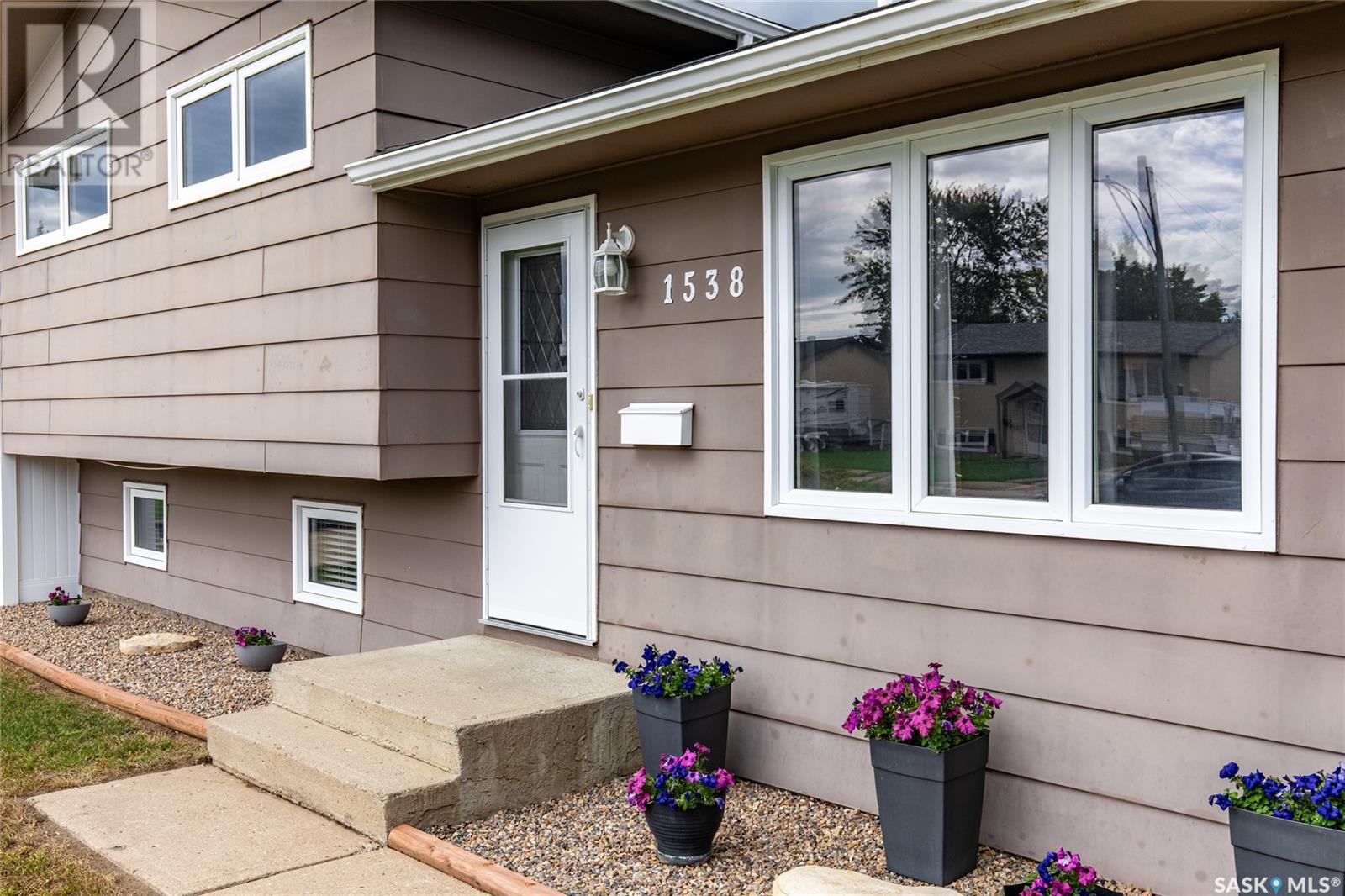 Property at 1538 DUFFIELD STREET W image 3