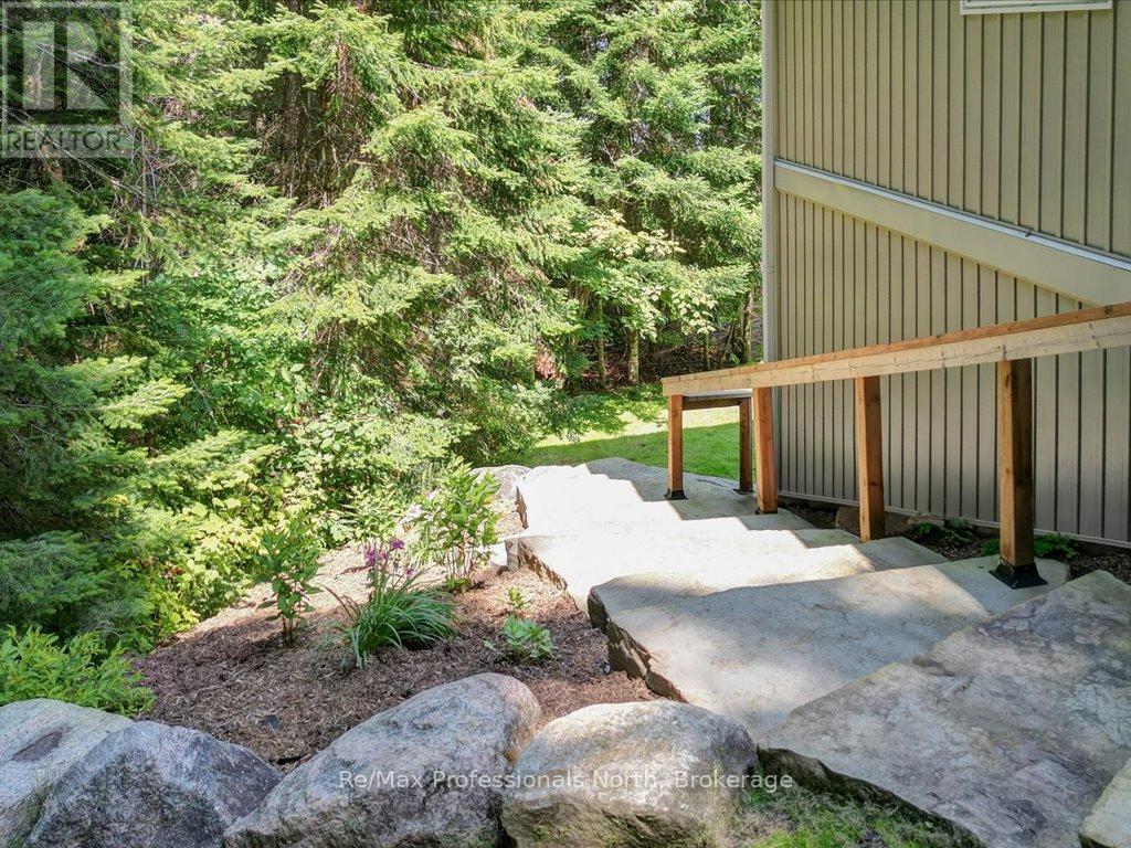 1246 Grace River Road, Dysart Et Al, Ontario  K0L 1M1 - Photo 29 - X12311859