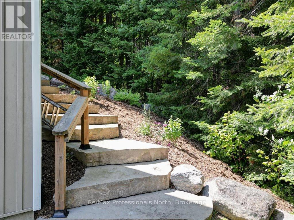 1246 Grace River Road, Dysart Et Al, Ontario  K0L 1M1 - Photo 30 - X12311859