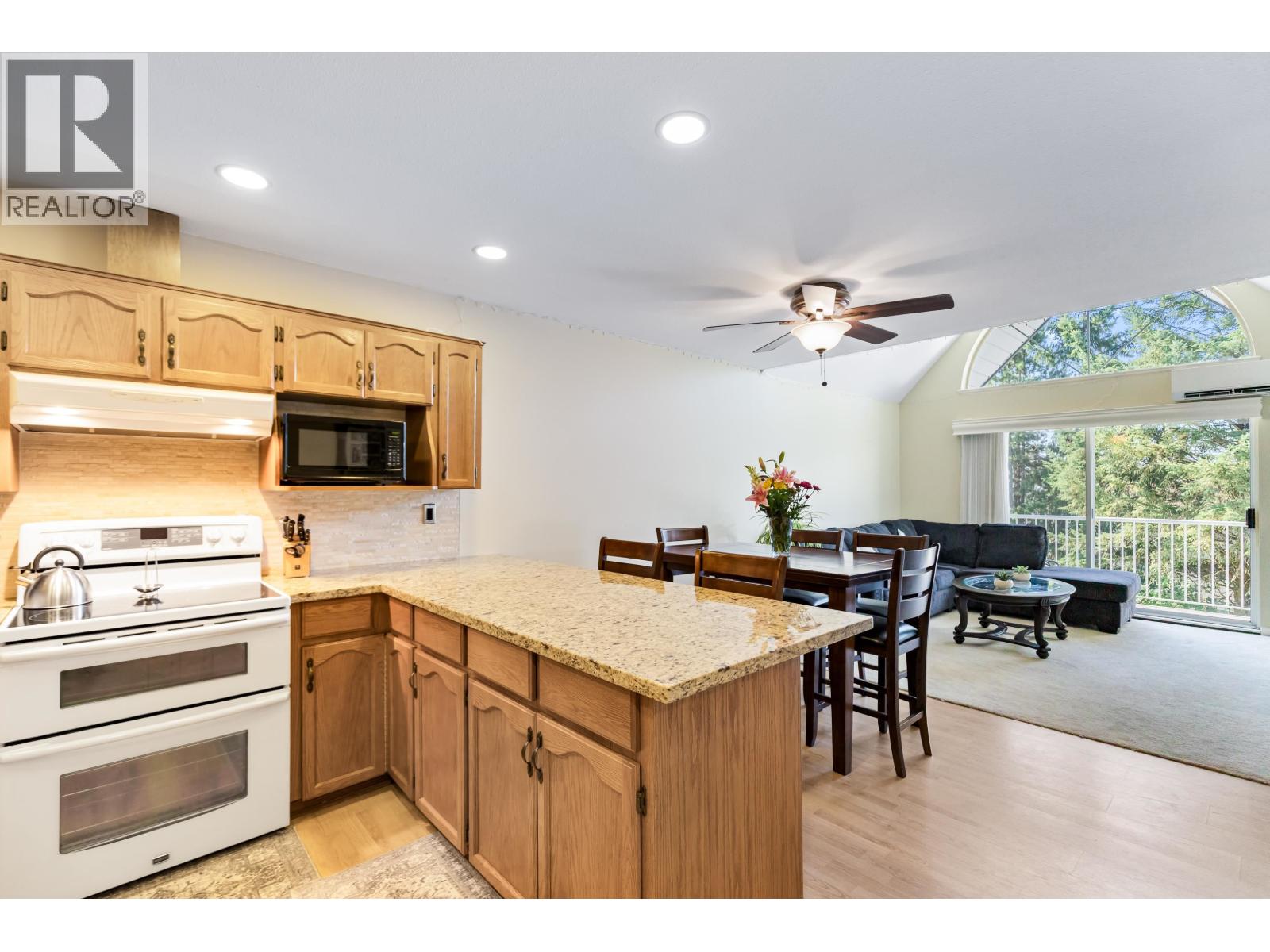 303 11601 227 Street, Maple Ridge, British Columbia  V2X 0J7 - Photo 6 - R3031341