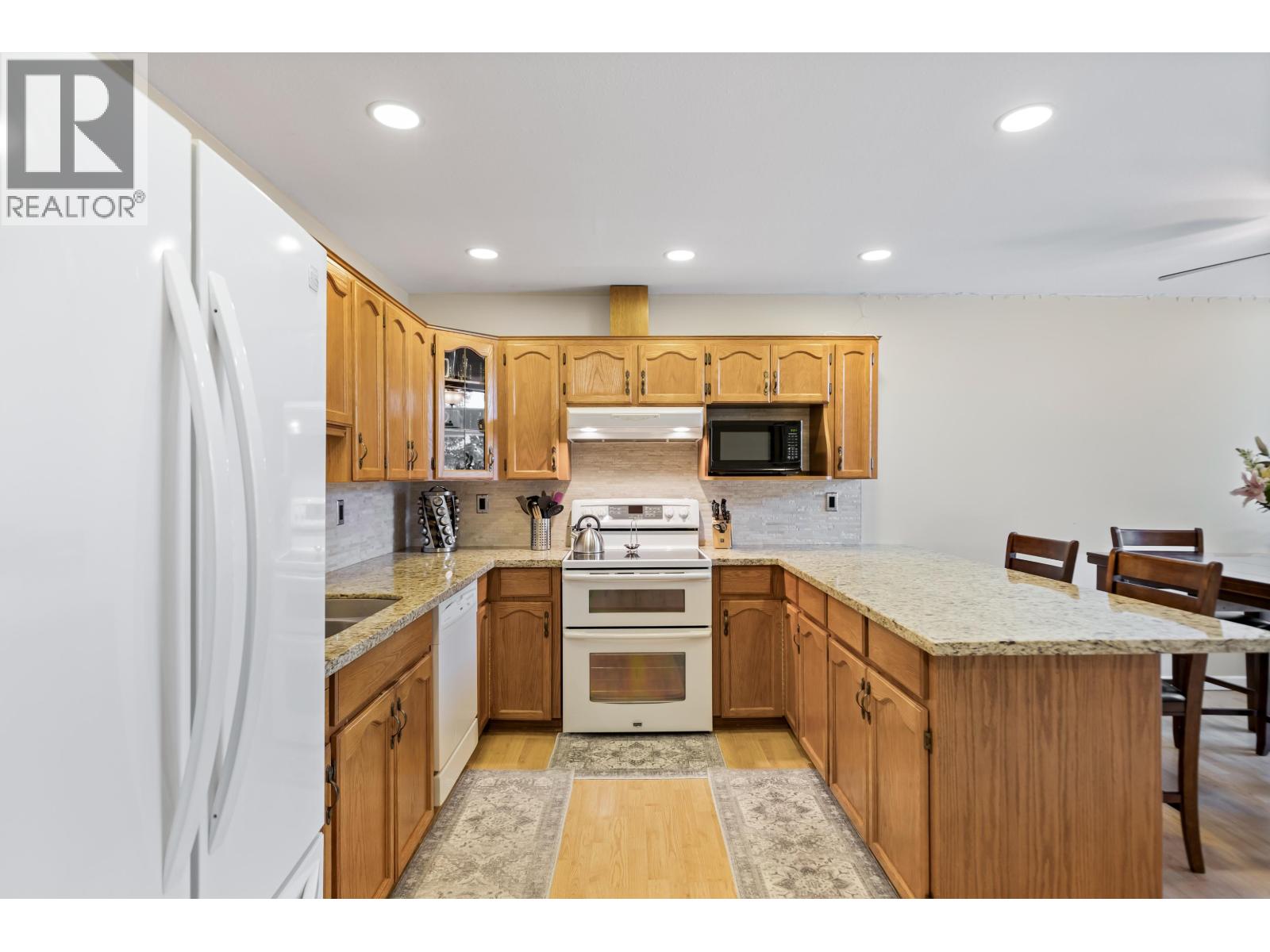 303 11601 227 Street, Maple Ridge, British Columbia  V2X 0J7 - Photo 8 - R3031341