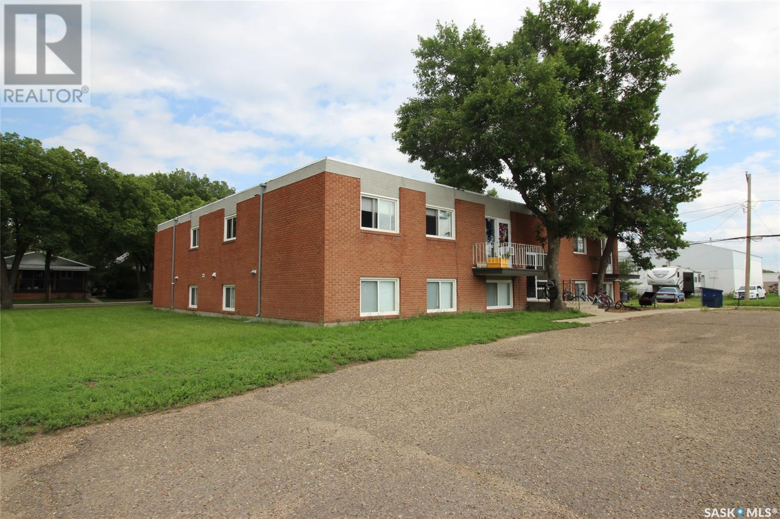 341 2nd Street E, Shaunavon, Saskatchewan  S0N 2M0 - Photo 7 - SK014011