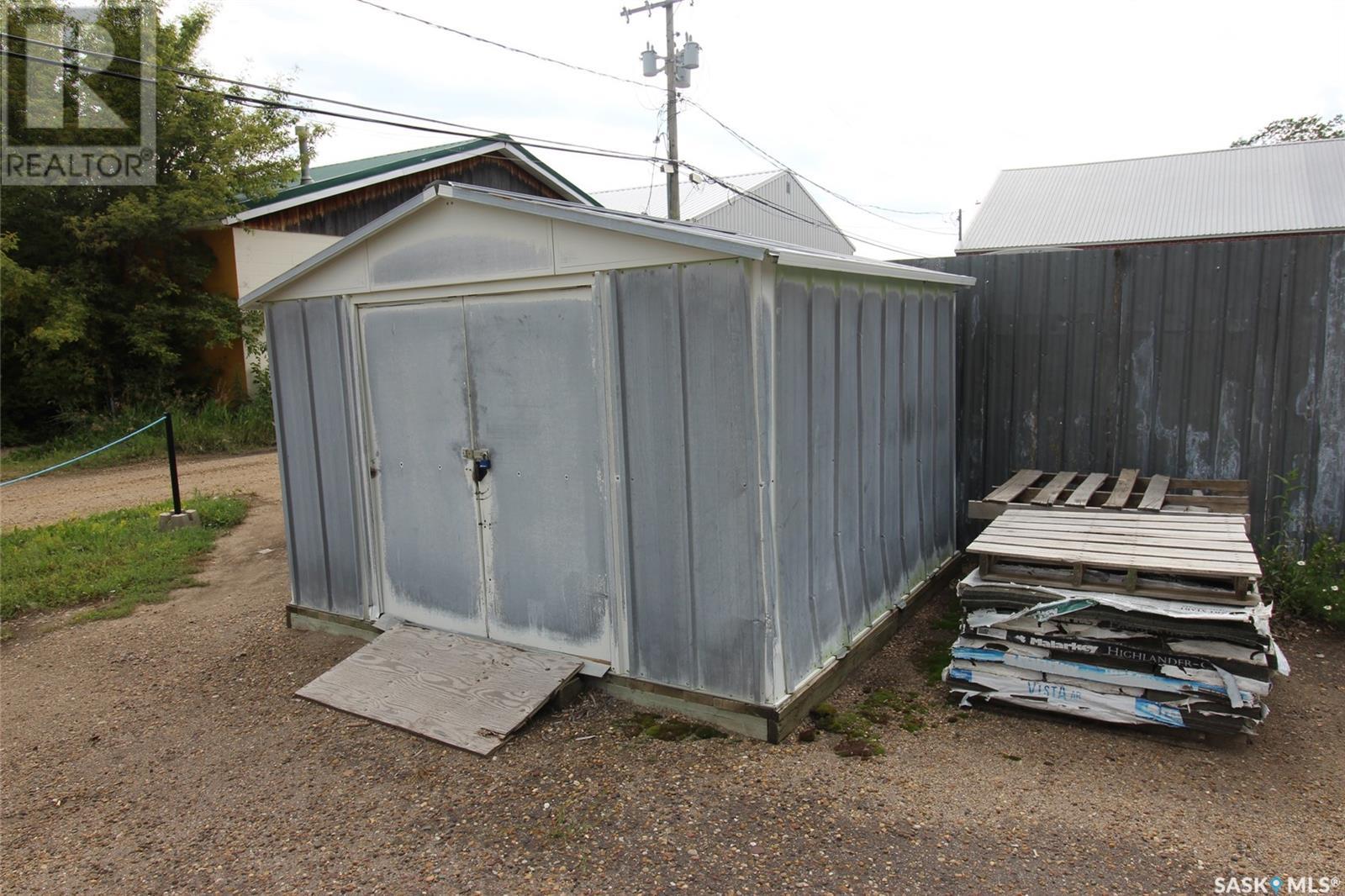 341 2nd Street E, Shaunavon, Saskatchewan  S0N 2M0 - Photo 9 - SK014011