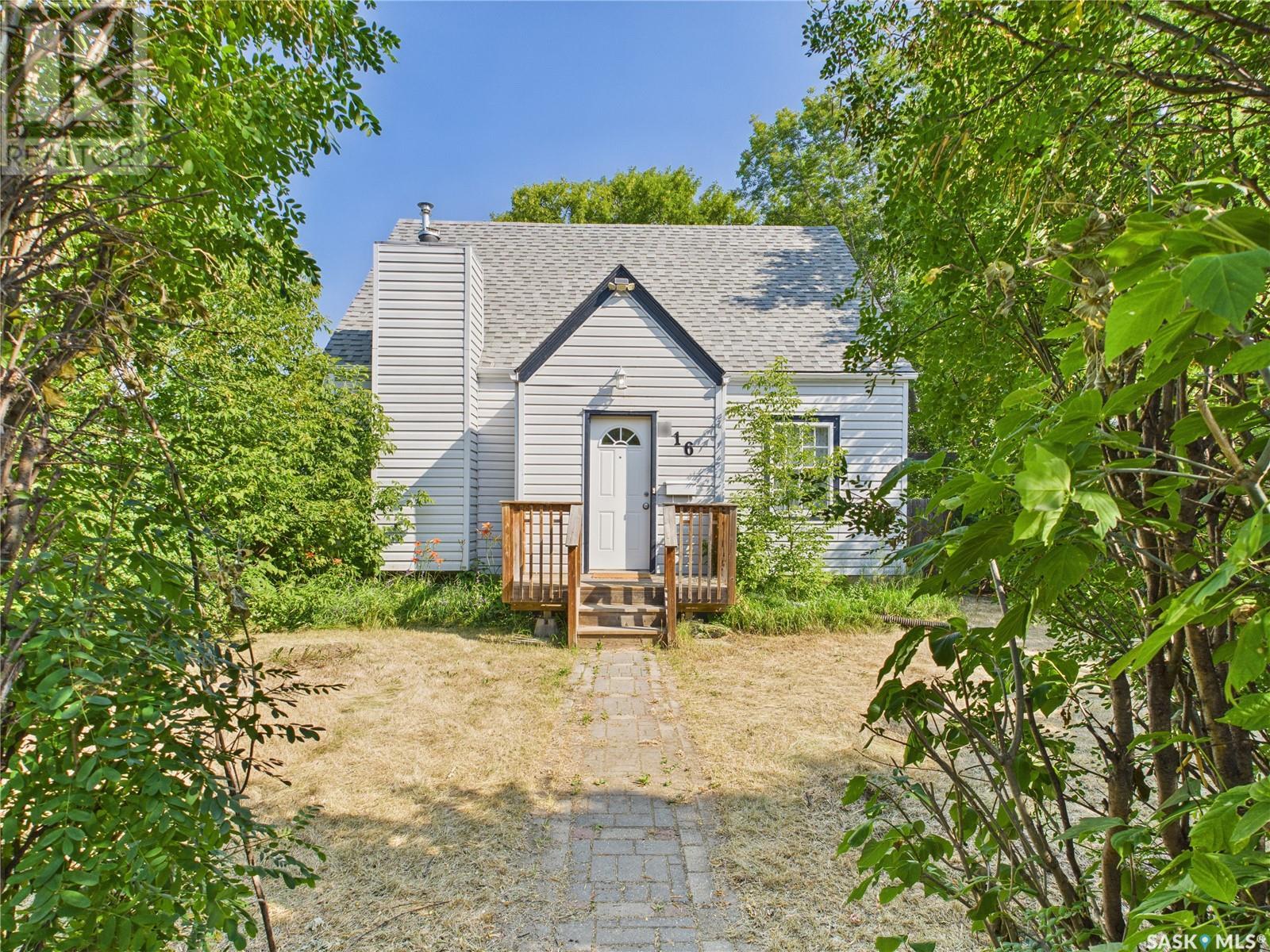 Property at 416 13th STREET W image 2