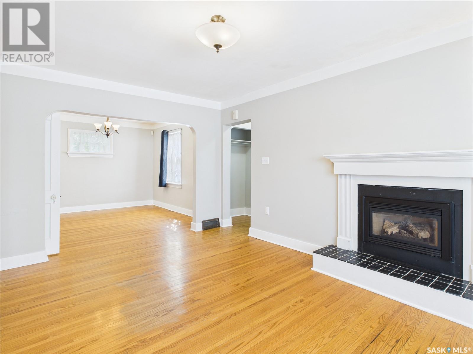 Property at 416 13th STREET W image 5