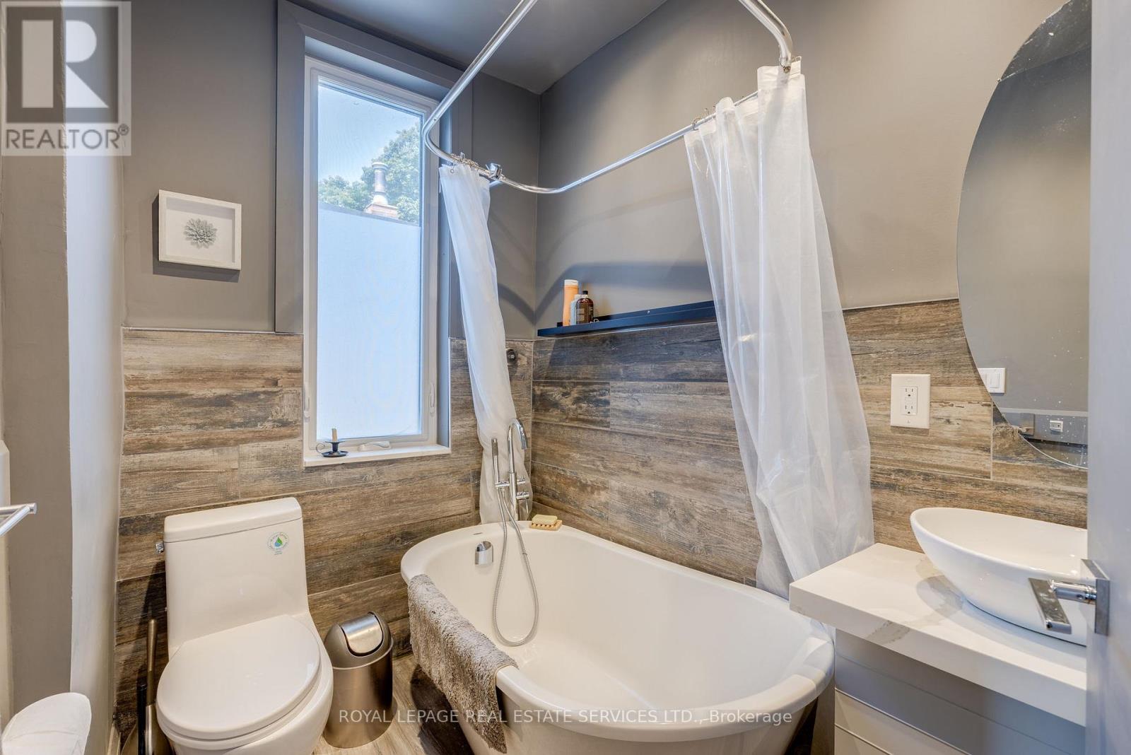 10 Follis Avenue, Toronto (Annex), Ontario  M6G 1S3 - Photo 20 - C12311836